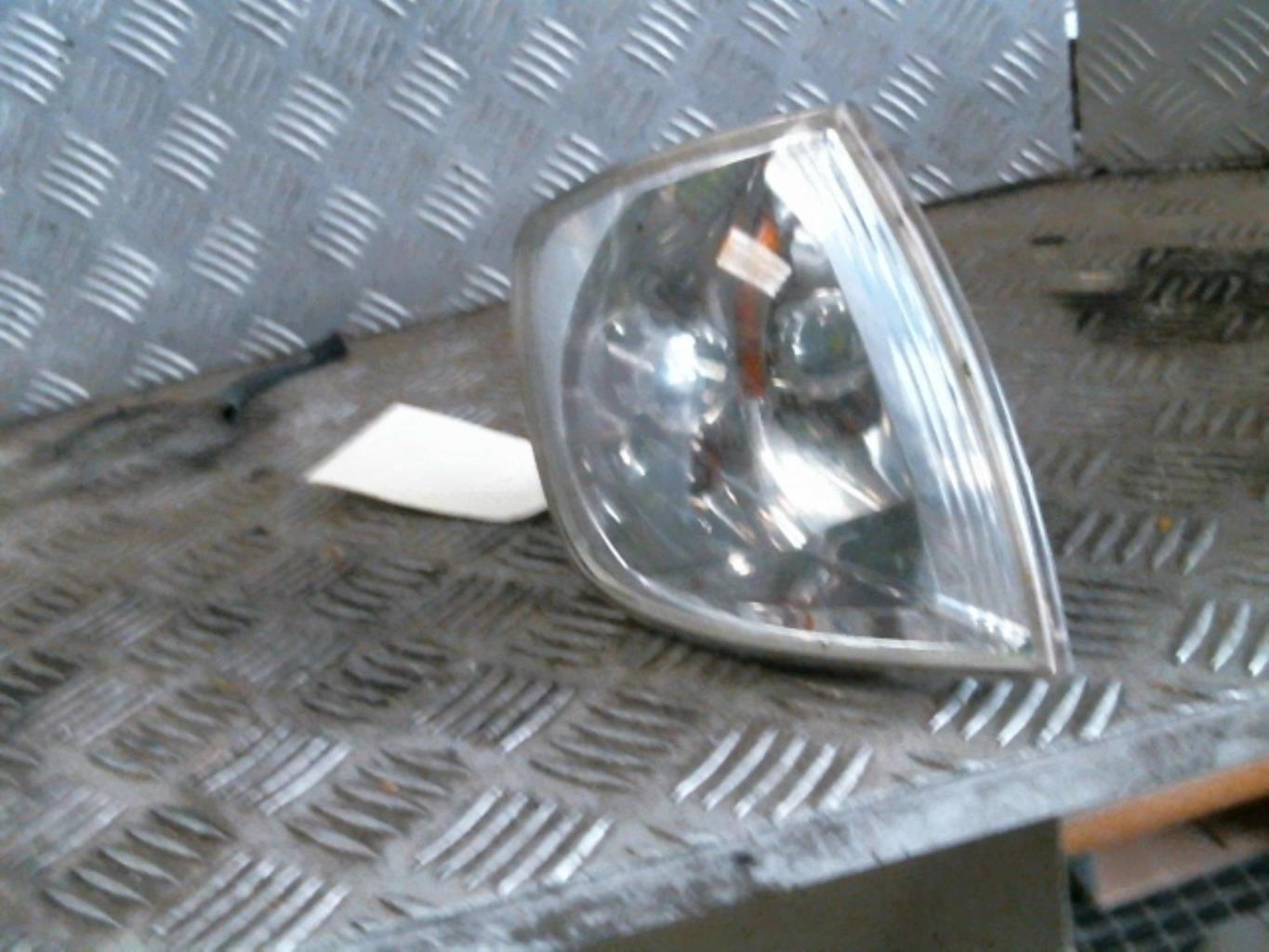 Gruppo ottico anteriore secondario sinistro (luci)(freccia) VOLKSWAGEN POLO 3 PHASE 2 Gasolina - 1