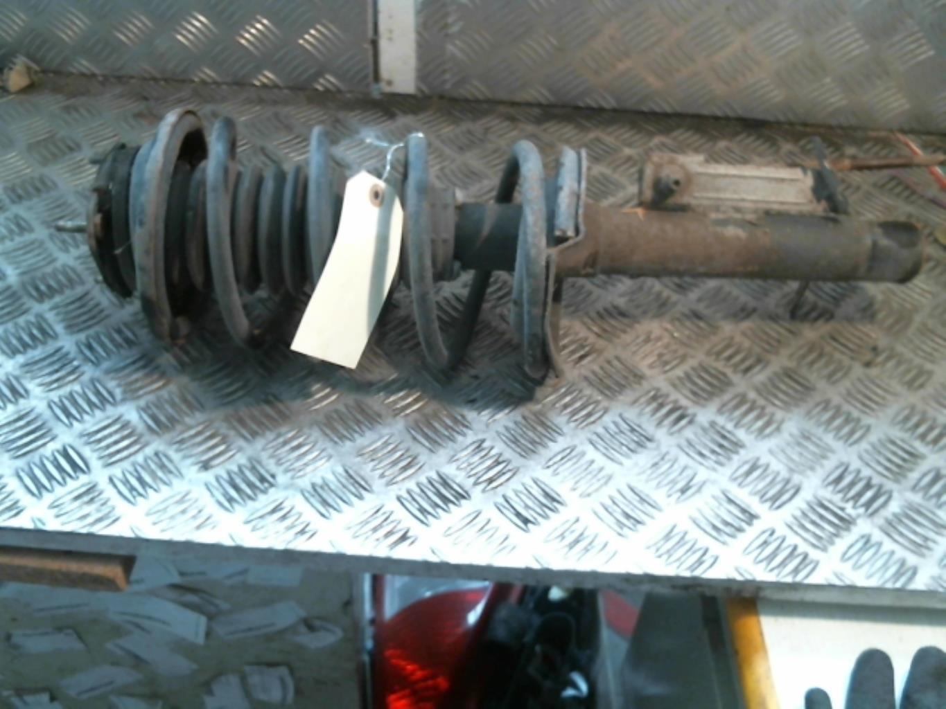 Ammortizzatore anteriore sinistro FORD FOCUS 1 BREAK Diésel - 1