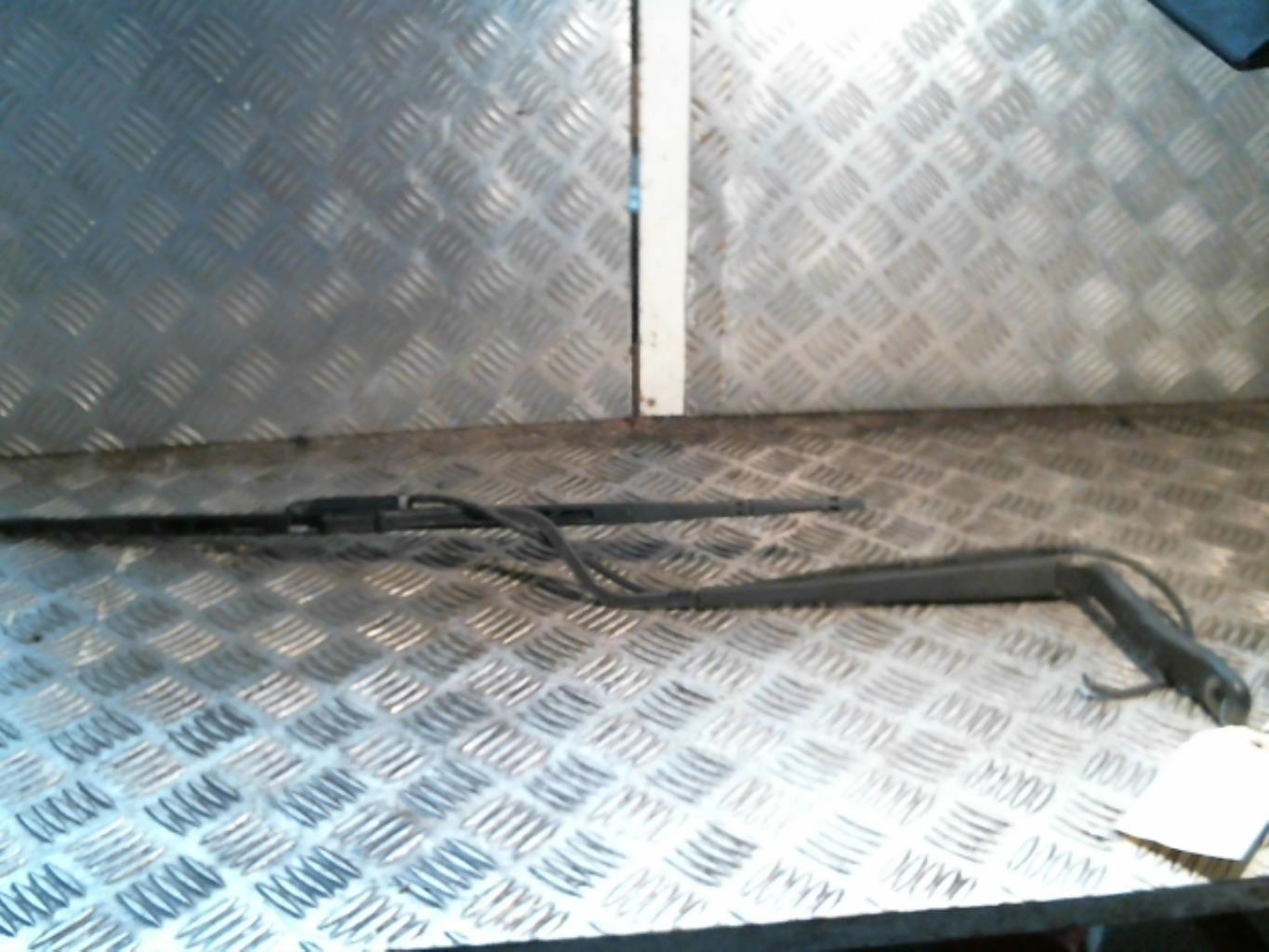 Braccio tergicristallo anteriore destro RENAULT MASTER 2 PHASE 1 Diésel - 1