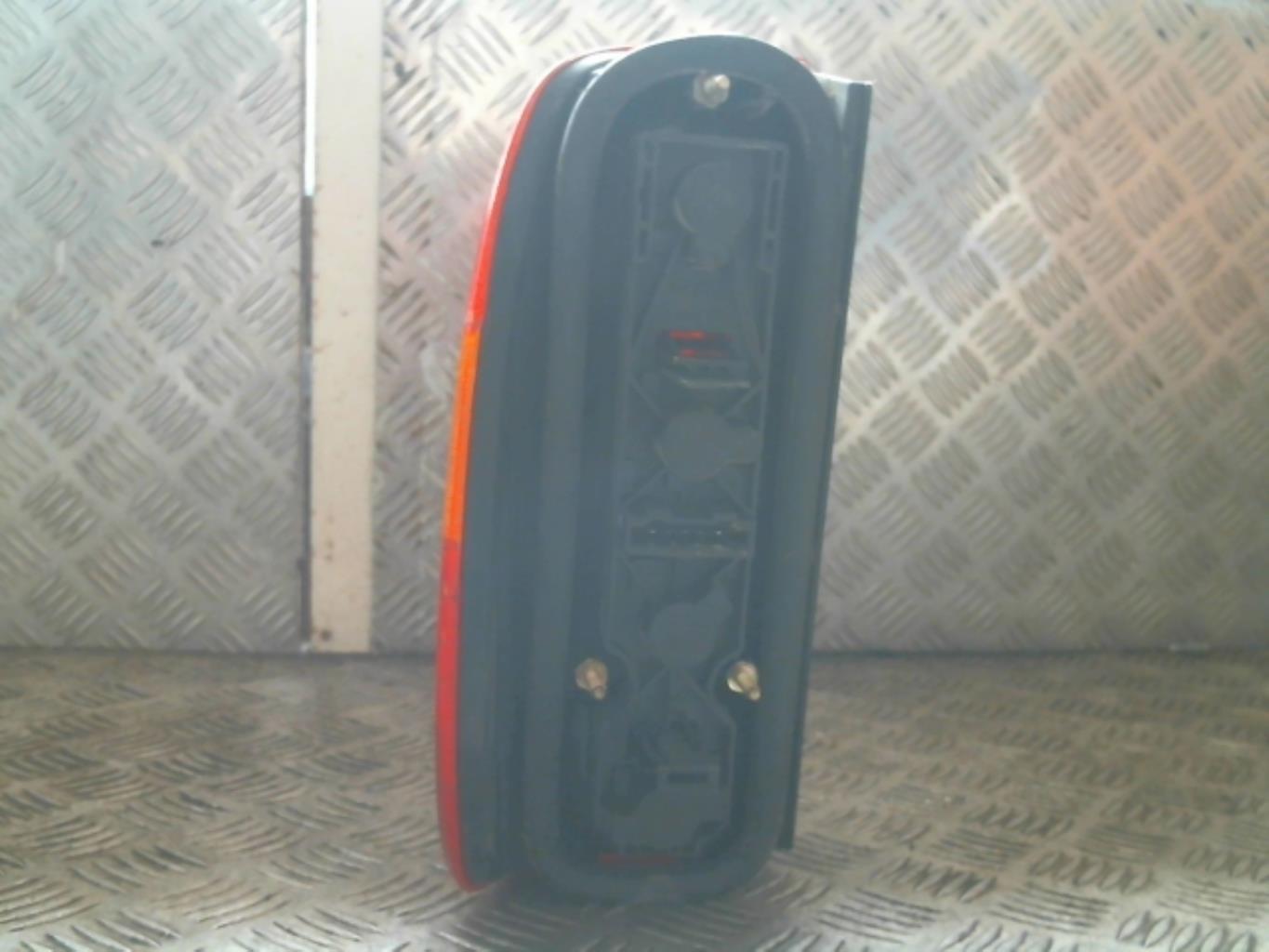 Fanale posteriore principale sinistro (luci) SEAT INCA  - 1