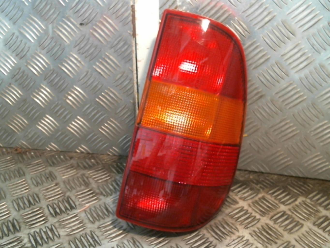 Fanale posteriore principale sinistro (luci) VOLKSWAGEN CADDY 2 Diésel - 1