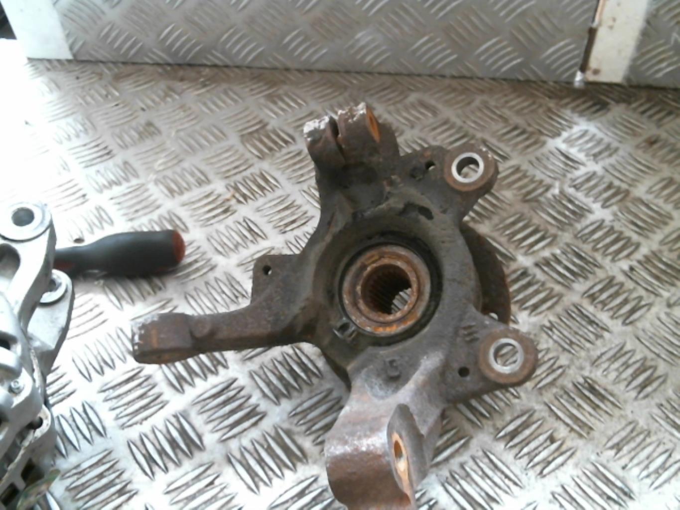 Fusee avant droit RENAULT MODUS PHASE 1 Essence - 1