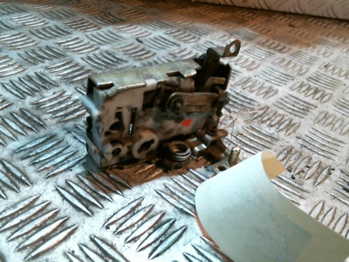 Chiusura non centralizzata anteriore destra CITROEN SAXO PHASE 1 Gasolina - 1