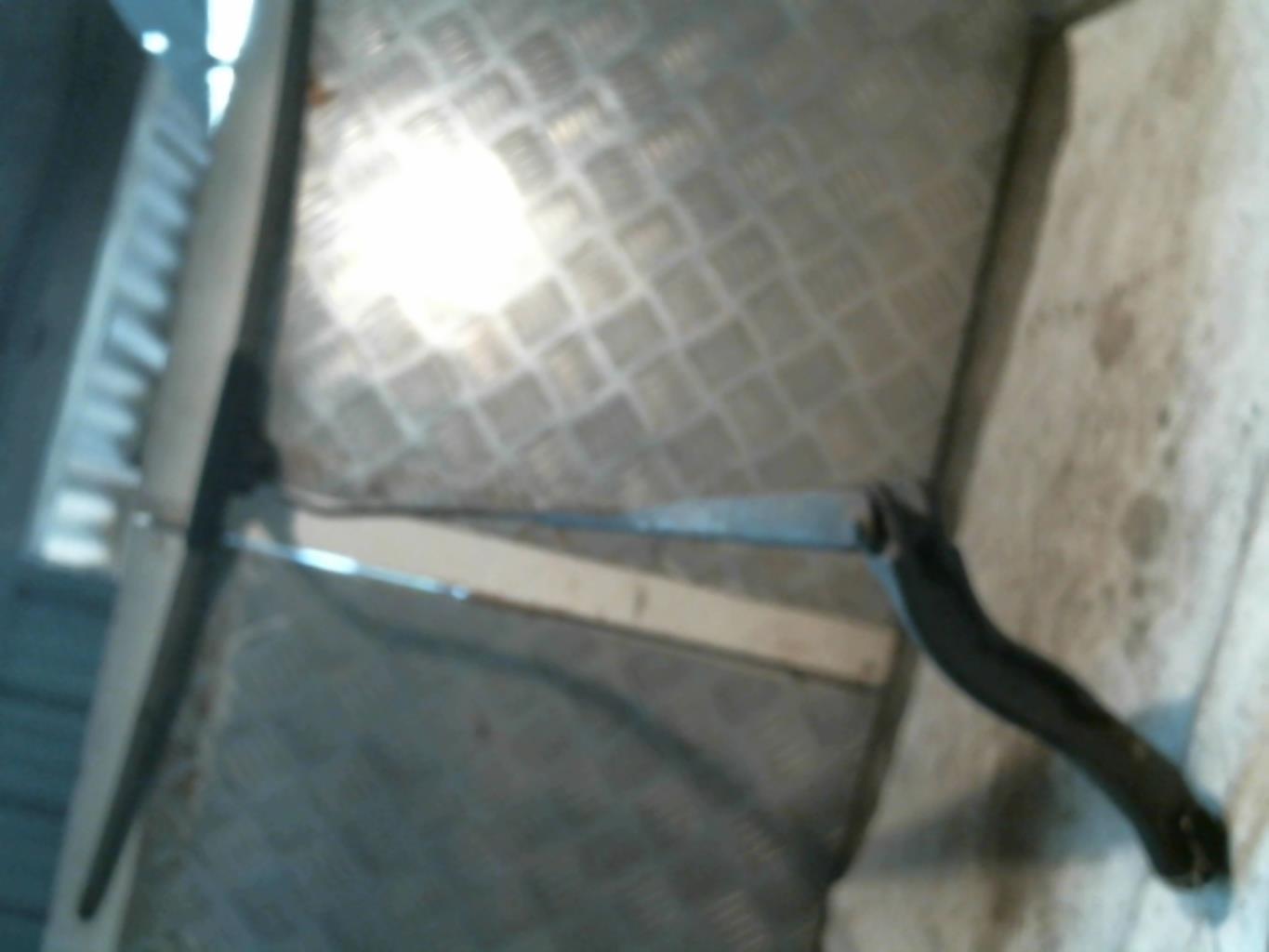 Braccio tergicristallo anteriore sinistro PEUGEOT 806 PHASE 2 Diésel - 1