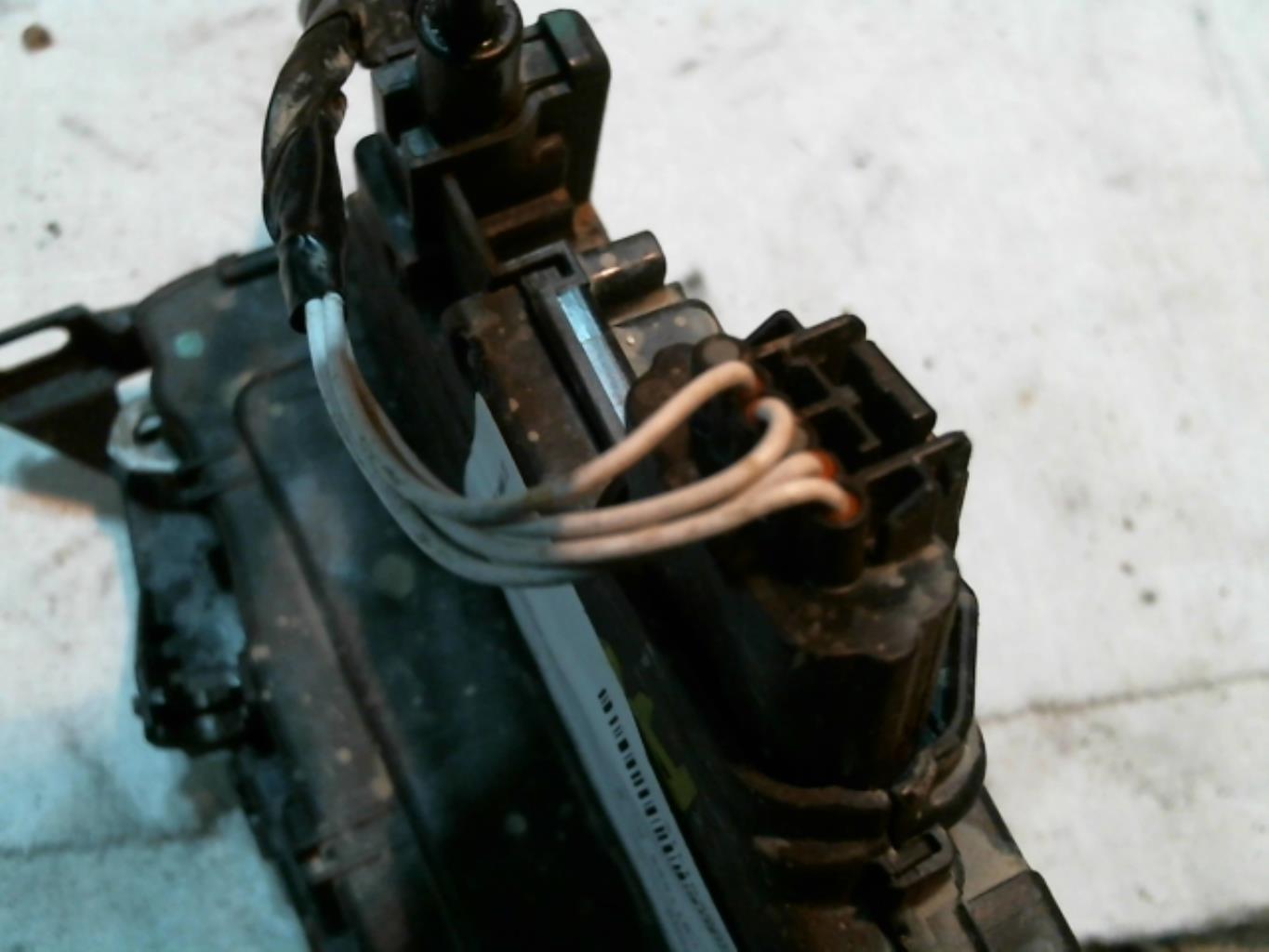 Chiusura centralizzata anteriore sinistra RENAULT CLIO 4 PHASE 1 Diésel - 1