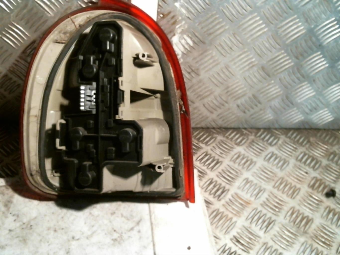 Fanale posteriore principale destro (luci) OPEL CORSA B PHASE 1  - 1