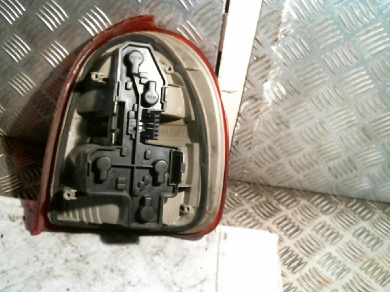 Fanale posteriore principale sinistro (luci) OPEL CORSA B PHASE 1  - 1
