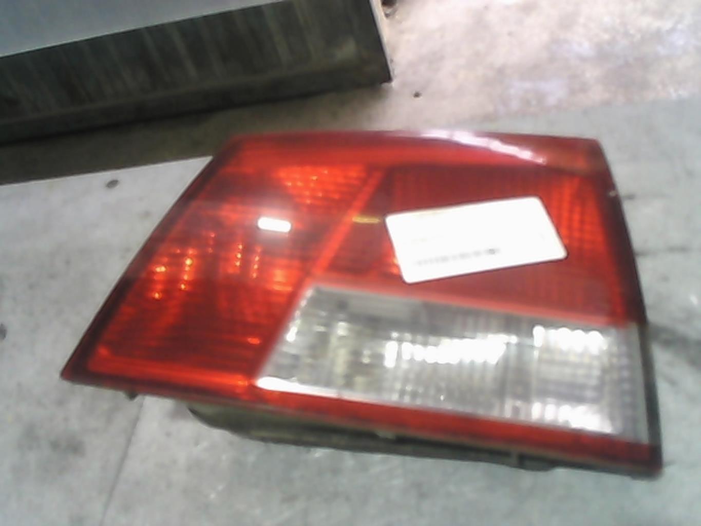 Gruppo ottico posteriore secondario destro (luci) OPEL VECTRA C PHASE 1 BREAK  - 1