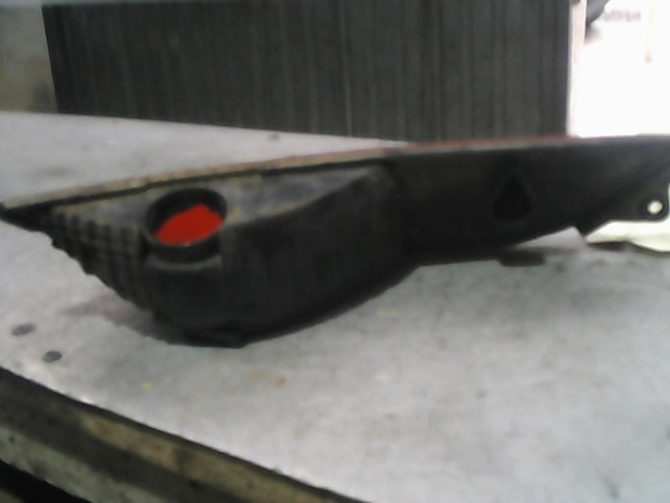 Luce paraurti posteriore sinistra FIAT GRANDE PUNTO Diésel - 1