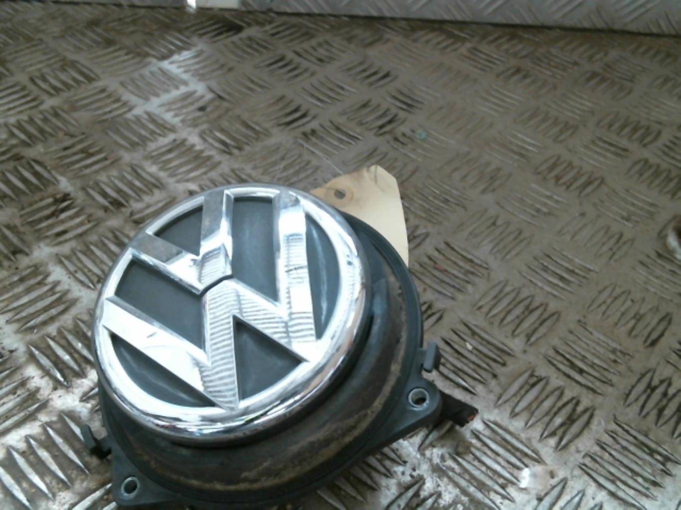 Bouton de coffre VOLKSWAGEN POLO 5 PHASE 1 Diesel - 1