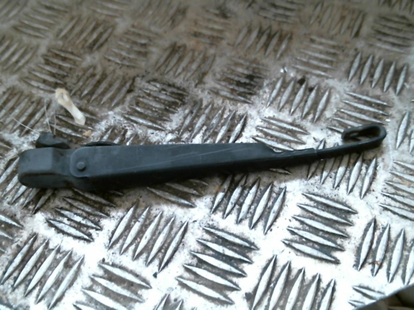 Braccio tergicristallo posteriore FORD C-MAX 1 PHASE 1 Diésel - 1