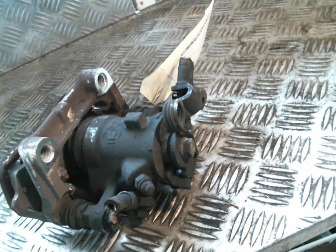 Pinza freni posteriore sinistra OPEL ASTRA H GTC PHASE 1 Diésel - 1