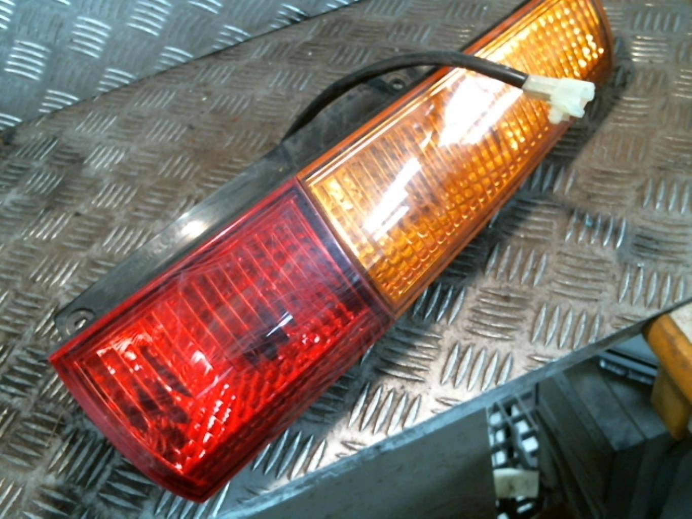 Fanale posteriore principale destro (luci) SUZUKI IGNIS 2 Gasolina - 1