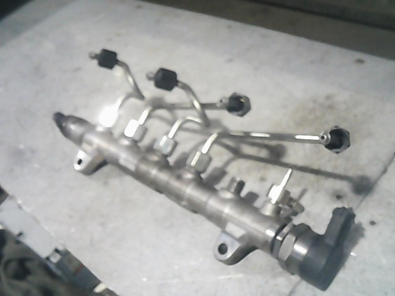 Rampe injection KIA SPORTAGE 4 Diesel - 1