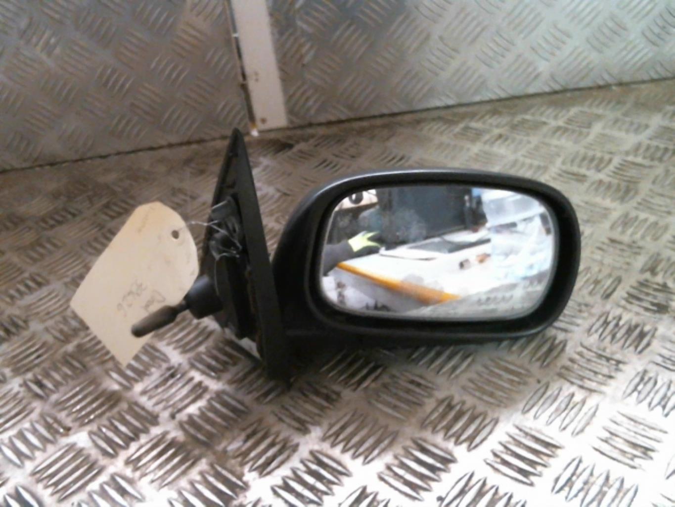Specchietto retrovisore destro NISSAN MICRA 2 PHASE 3 Gasolina - 1