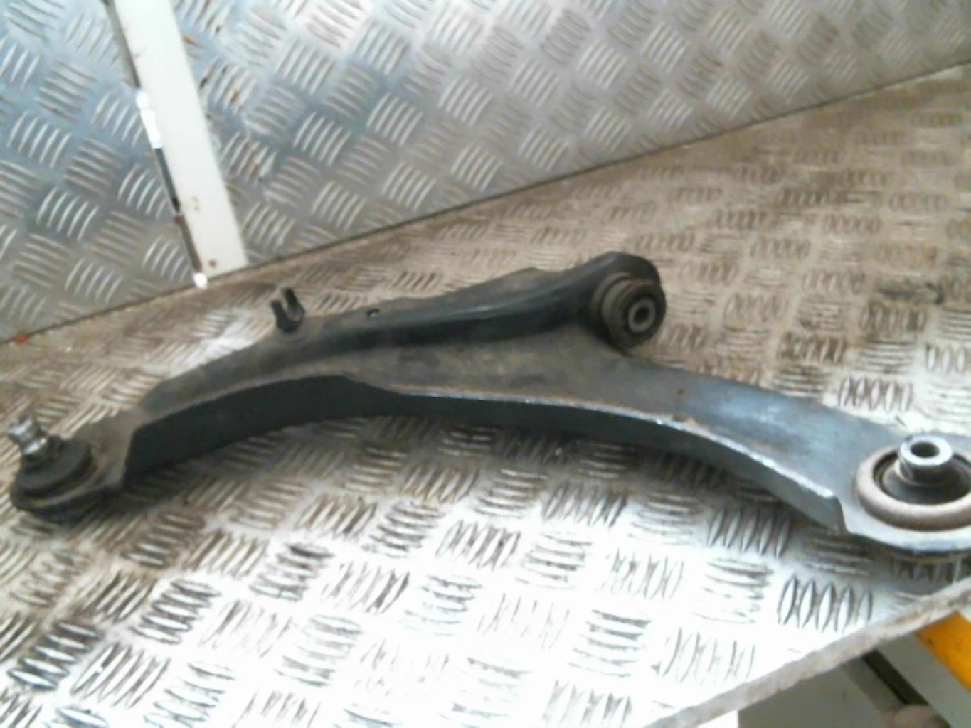 Triangle avant gauche RENAULT SCENIC 2 PHASE 1  - 1