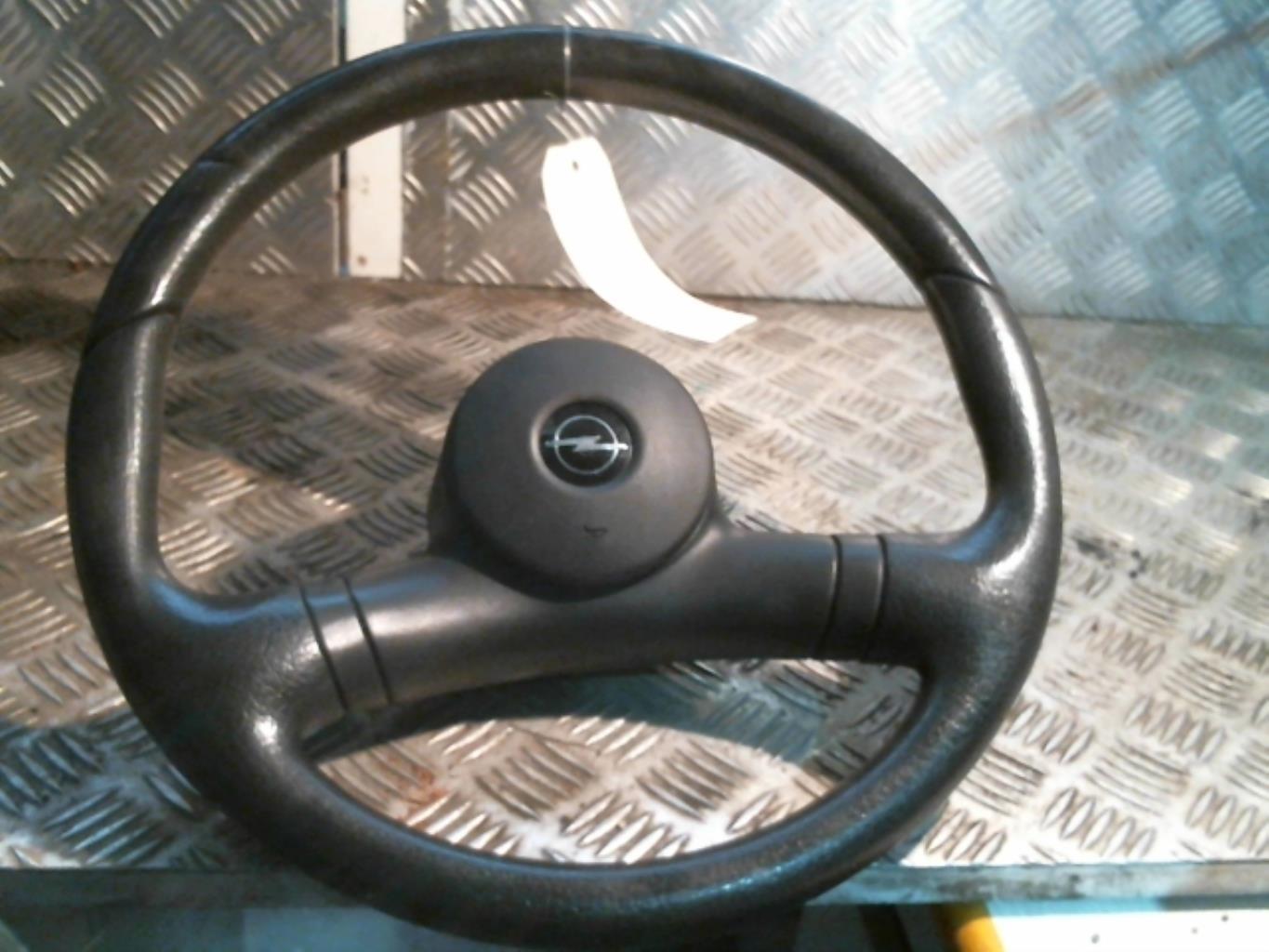 Volant OPEL CORSA B PHASE 1 Essence - 1
