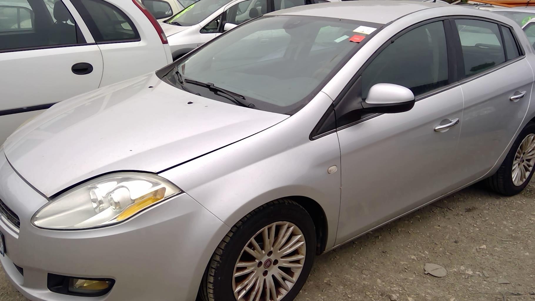 Moteur FIAT BRAVO 2 Diesel - 1