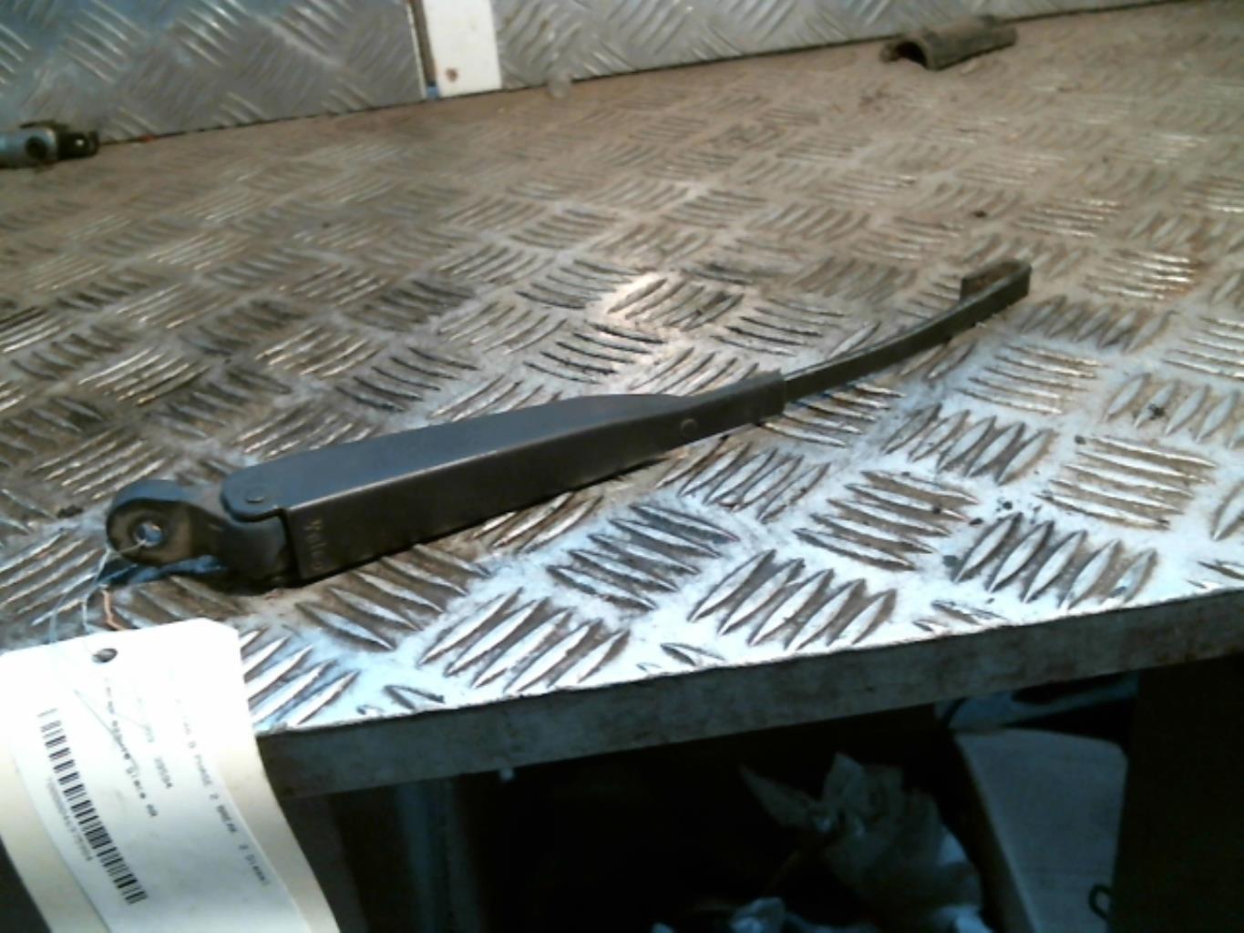 Braccio tergicristallo posteriore OPEL VECTRA B PHASE 2 BREAK Diésel - 1