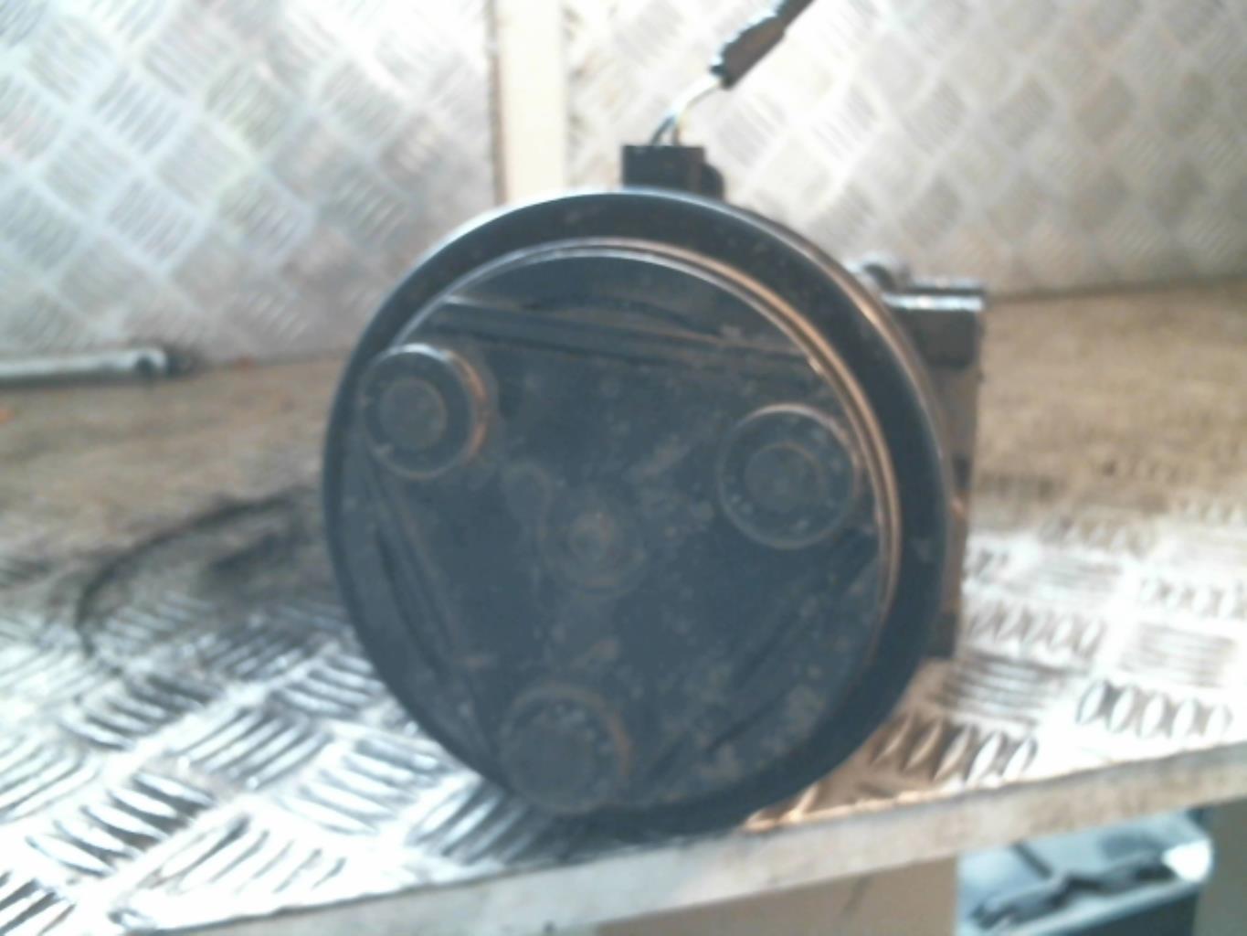 Compresseur clim FORD KA 1 PHASE 1 Essence - 1