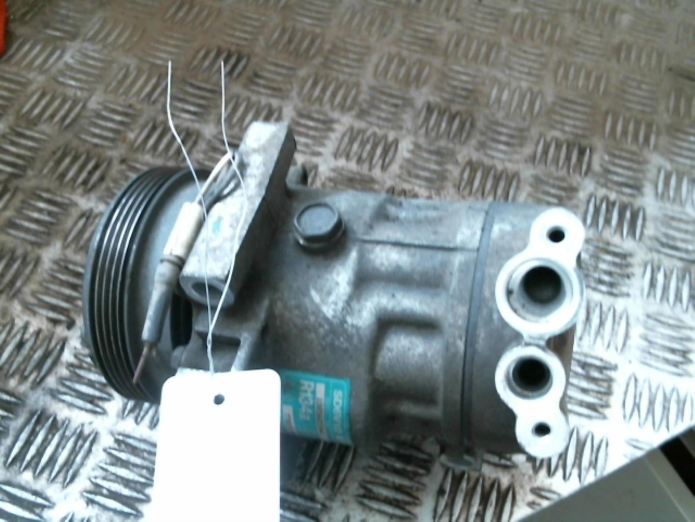 Compresseur clim RENAULT CLIO 2 PHASE 1 Essence - 1