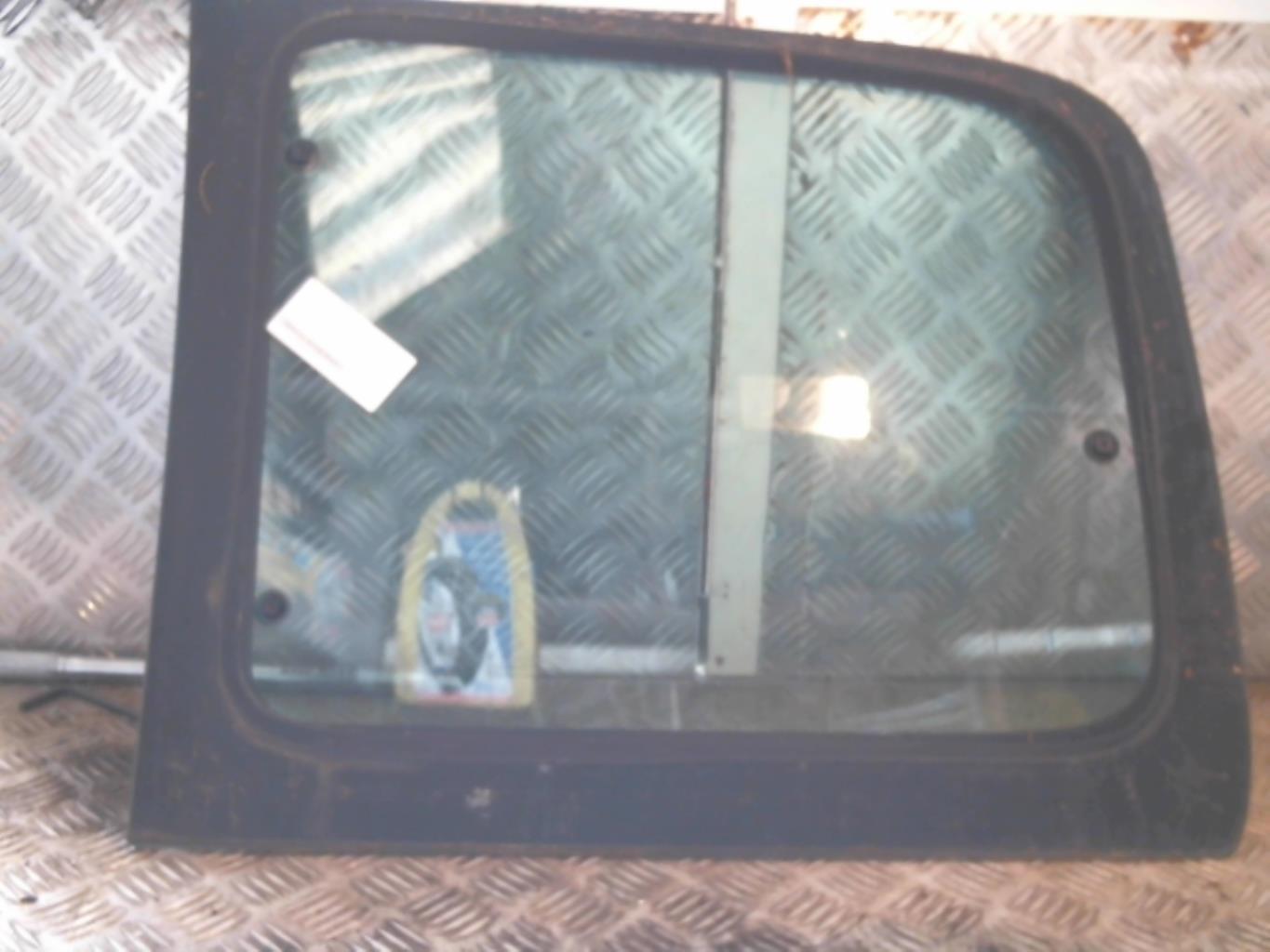 Ventanilla triangular trasera derecha CITROEN BERLINGO 1 PHASE 1 Diésel - 1