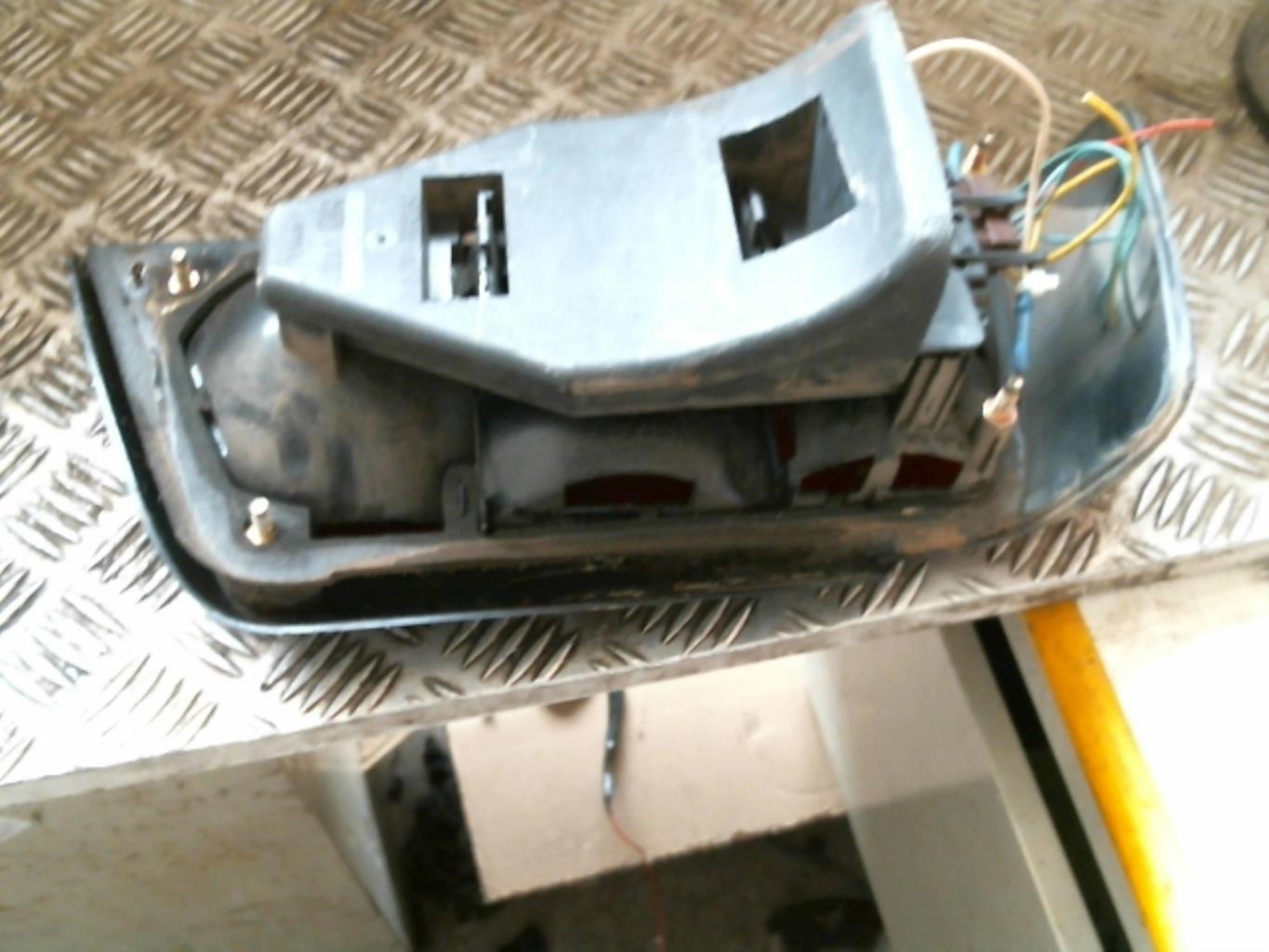 Fanale posteriore principale destro (luci) PEUGEOT 405 PHASE 2 Gasolina - 1