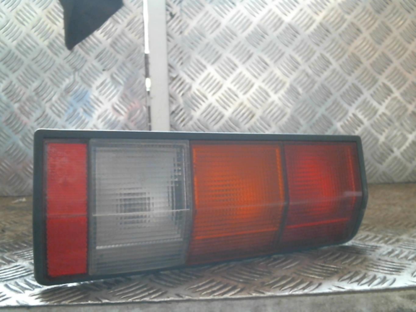Fanale posteriore principale destro (luci) RENAULT EXPRESS PHASE 1 Gasolina - 1
