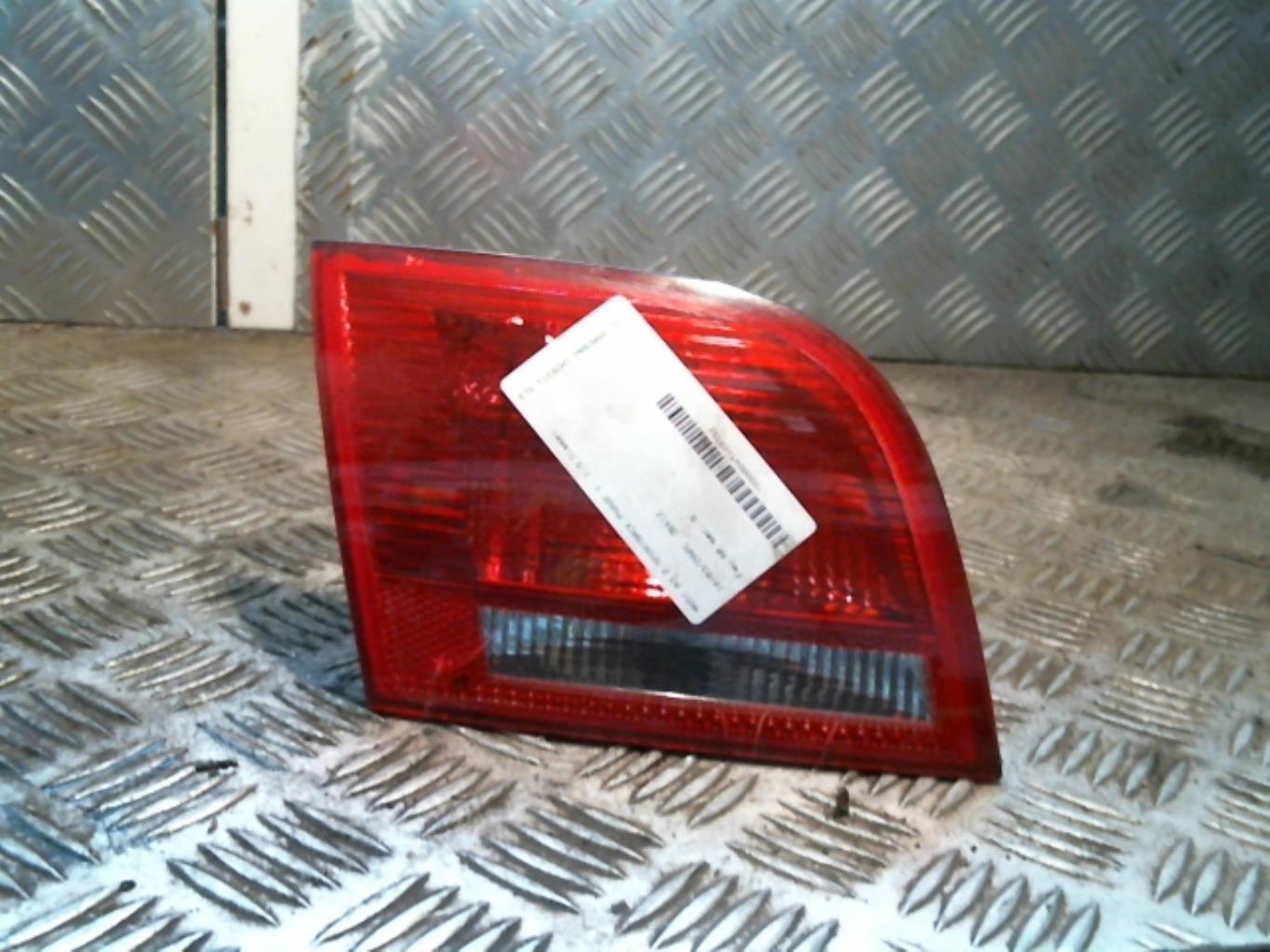 Feu arriere secondaire gauche (feux) AUDI A3 2 SPORTBACK PHASE 1 Diesel - 1