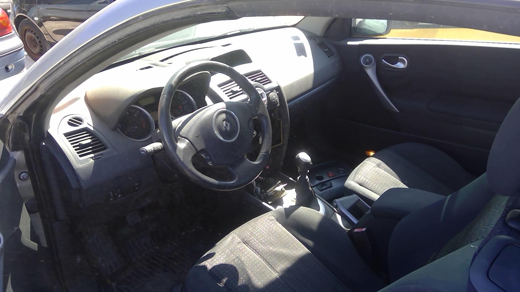 Vitre arriere droit RENAULT MEGANE 2 PHASE 2 CABRIOLET Diesel - 1