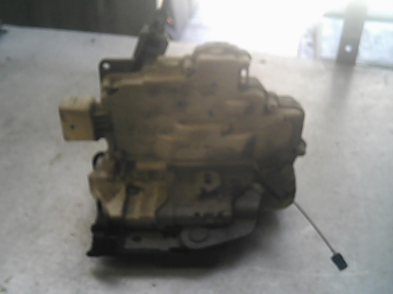 Chiusura centralizzata anteriore sinistra SEAT LEON 2 PHASE 1 Diésel - 1