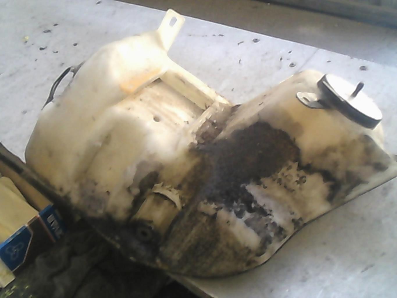 Vaschetta lavavetri VOLVO 440 PHASE 1 Gasolina - 1