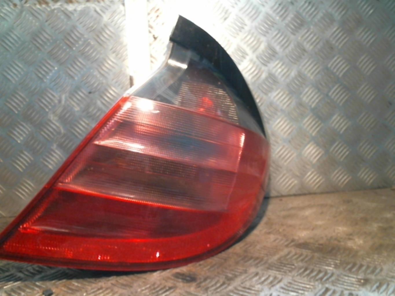 Fanale posteriore principale destro (luci) MERCEDES CLASSE C 203 COUPE SPORT PHASE 1 Gasolina - 1