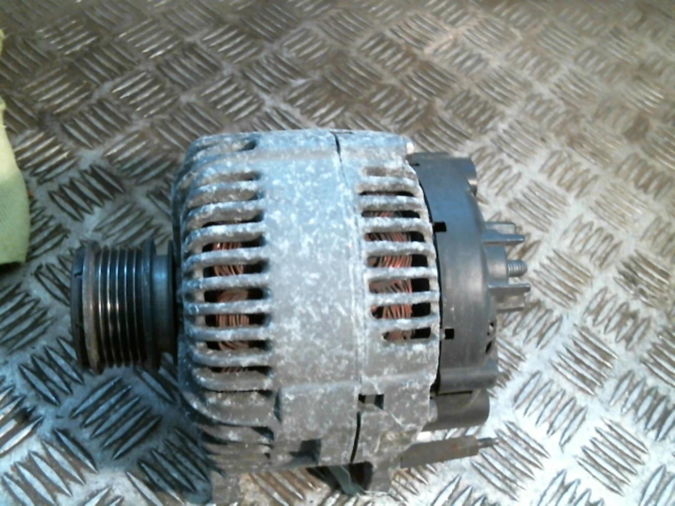 Alternatore VOLKSWAGEN PASSAT 5 BREAK Diésel - 1