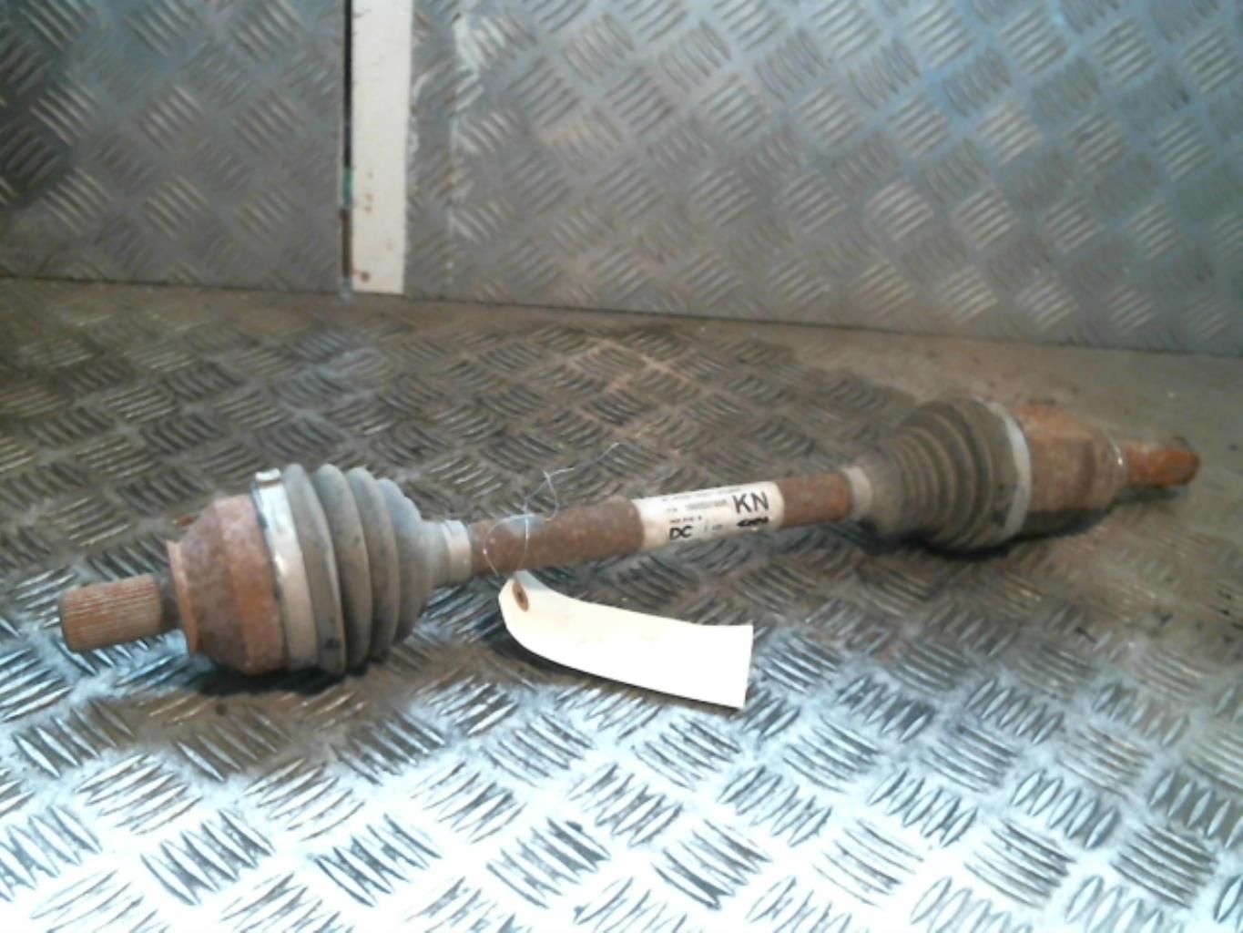 Giunto cardanico posteriore sinistro (trasmissione) RENAULT TWINGO 3 Gasolina - 1