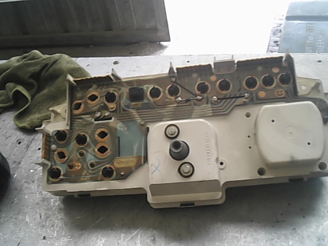 Tachimetro PEUGEOT 205 PHASE 2 Gasolina - 1