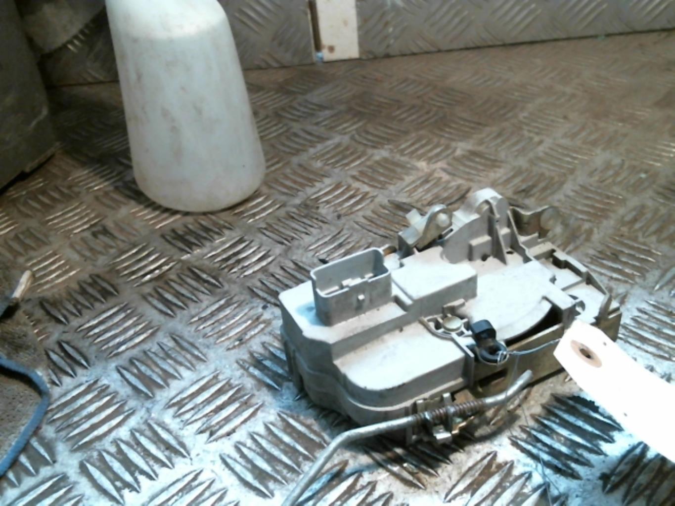 Chiusura centralizzata anteriore destra CITROEN BERLINGO 1 PHASE 2 Diésel - 1