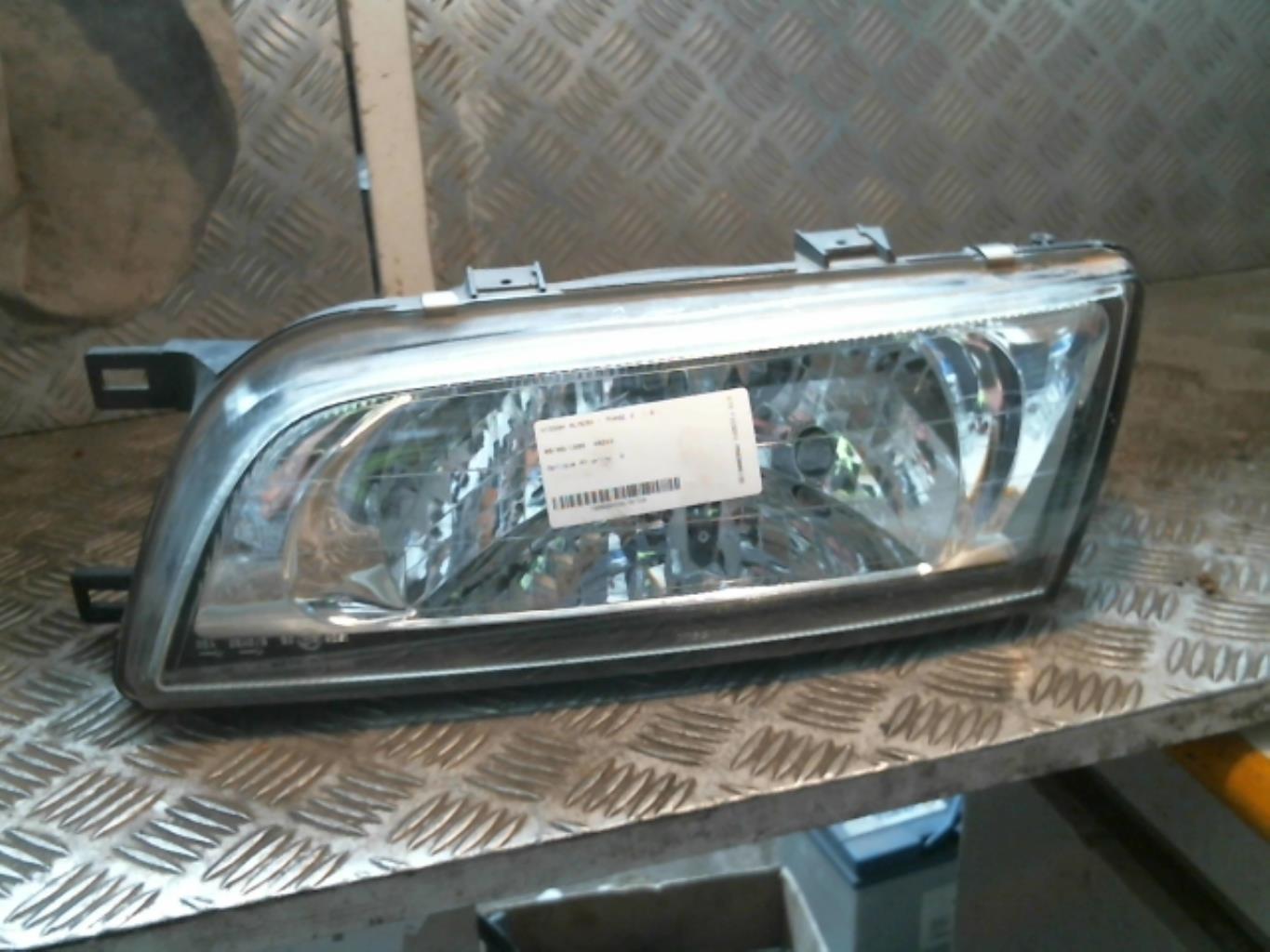 Gruppo ottico anteriore principale sinistro (luci)(faro) NISSAN ALMERA 1 PHASE 2  - 1