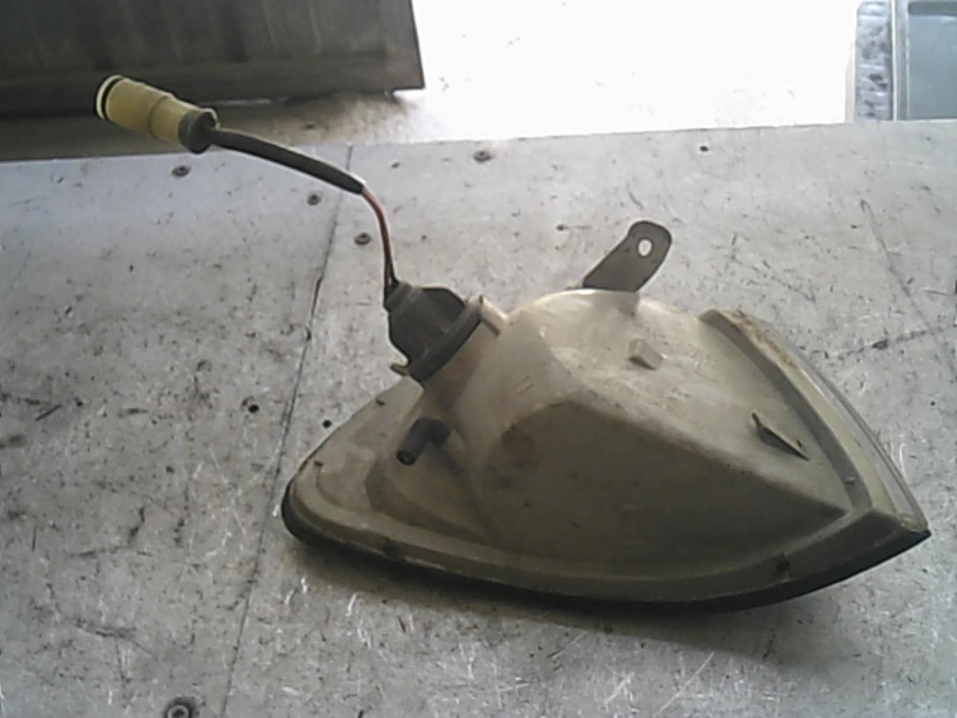 Gruppo ottico anteriore secondario sinistro (luci)(freccia) HYUNDAI PONY 1 Gasolina - 1