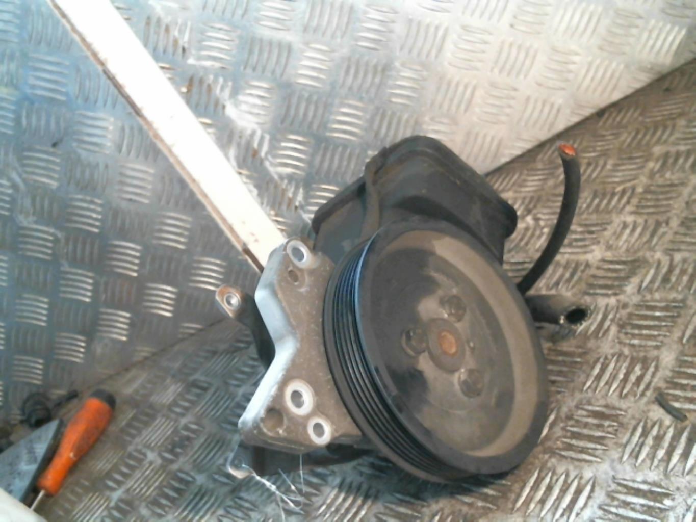 Pompe de direction BMW SERIE 3 E46 COMPACT PHASE 1 Diesel - 1