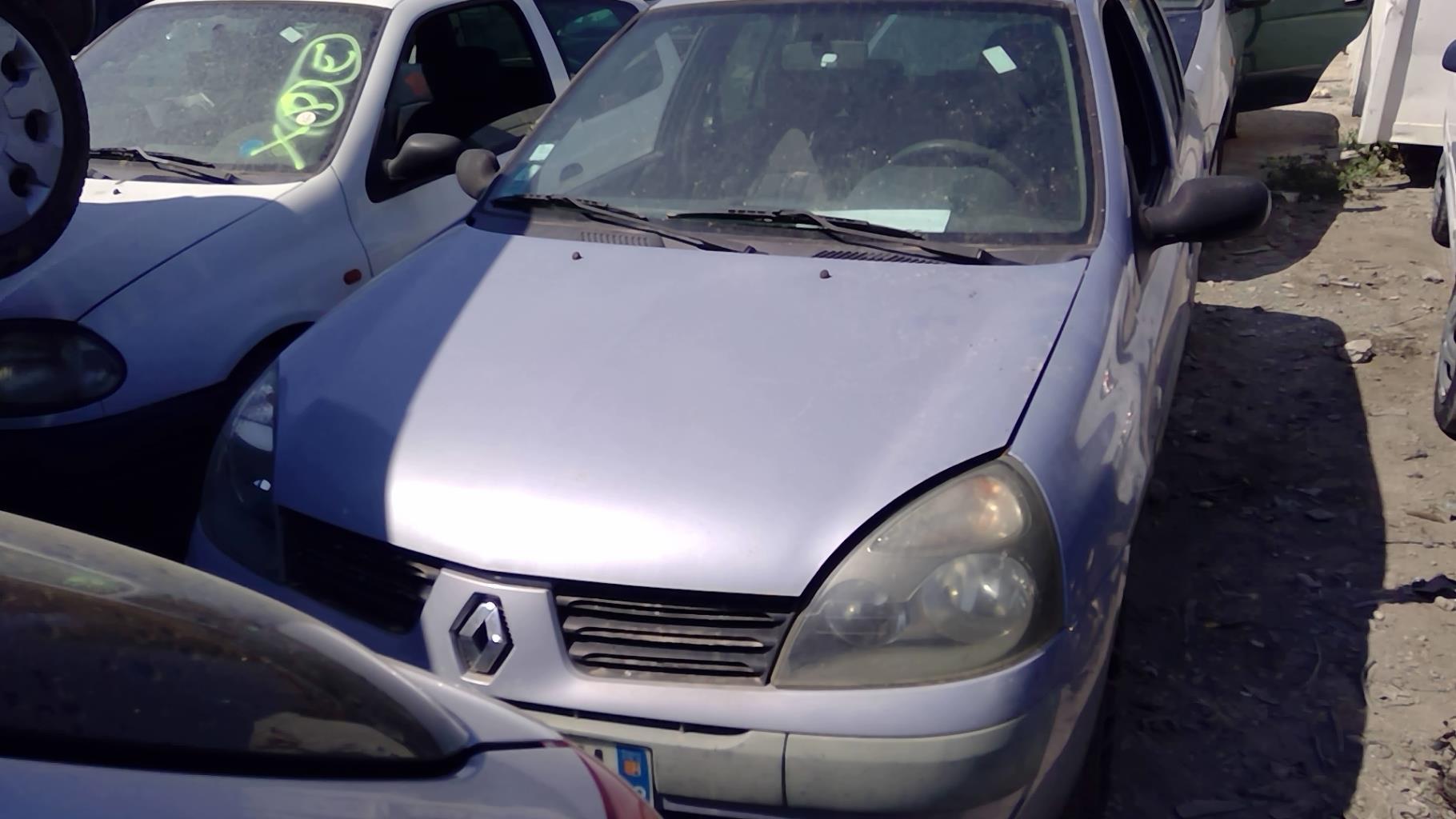 Rampe injection RENAULT CLIO 2 PHASE 2 Essence - 1