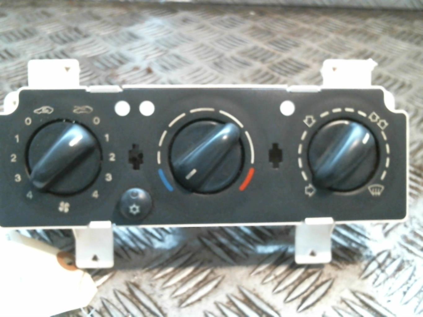 Commande chauffage CITROEN XSARA PHASE 2 Diesel - 1