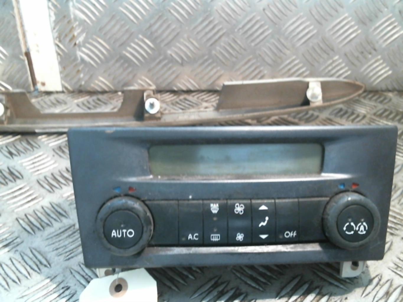 Commande chauffage RENAULT LAGUNA 2 PHASE 1 Diesel - 1