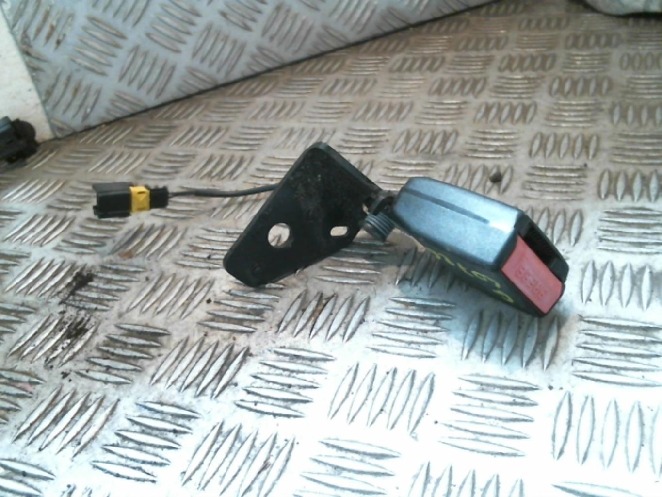 Aggancio cintura sicurezza posteriore sinistro PEUGEOT 207 PHASE 1 Gasolina - 1