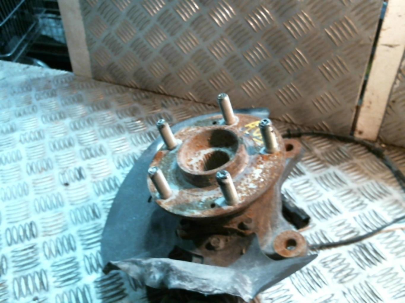 Fusee avant droit KIA SPORTAGE 4 Diesel - 1