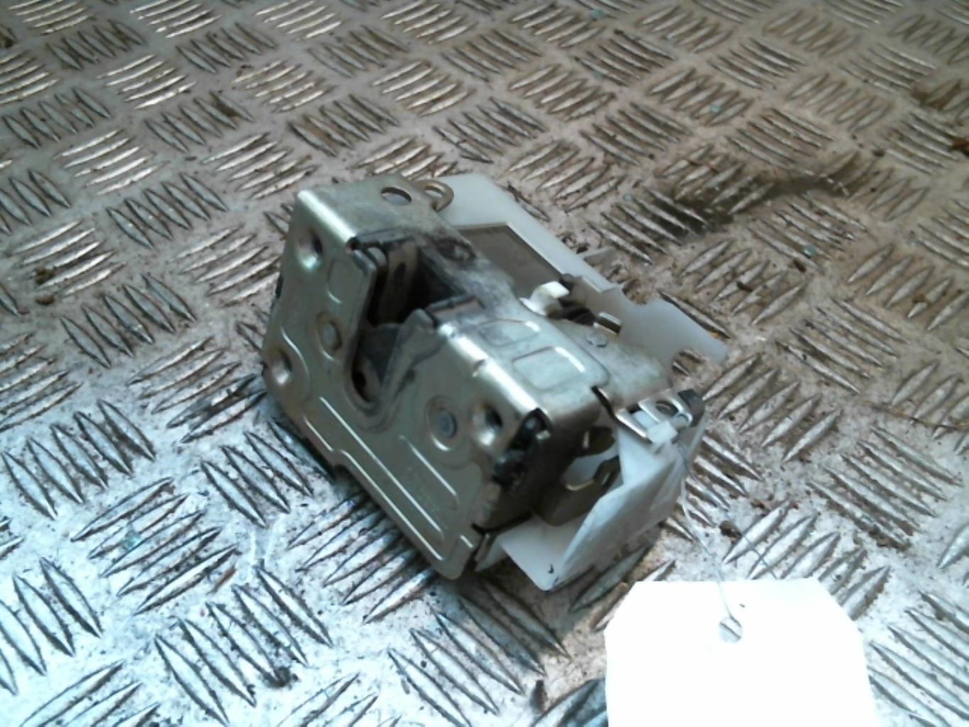 Chiusura centralizzata posteriore destra RENAULT CLIO 2 PHASE 2 Gasolina - 1