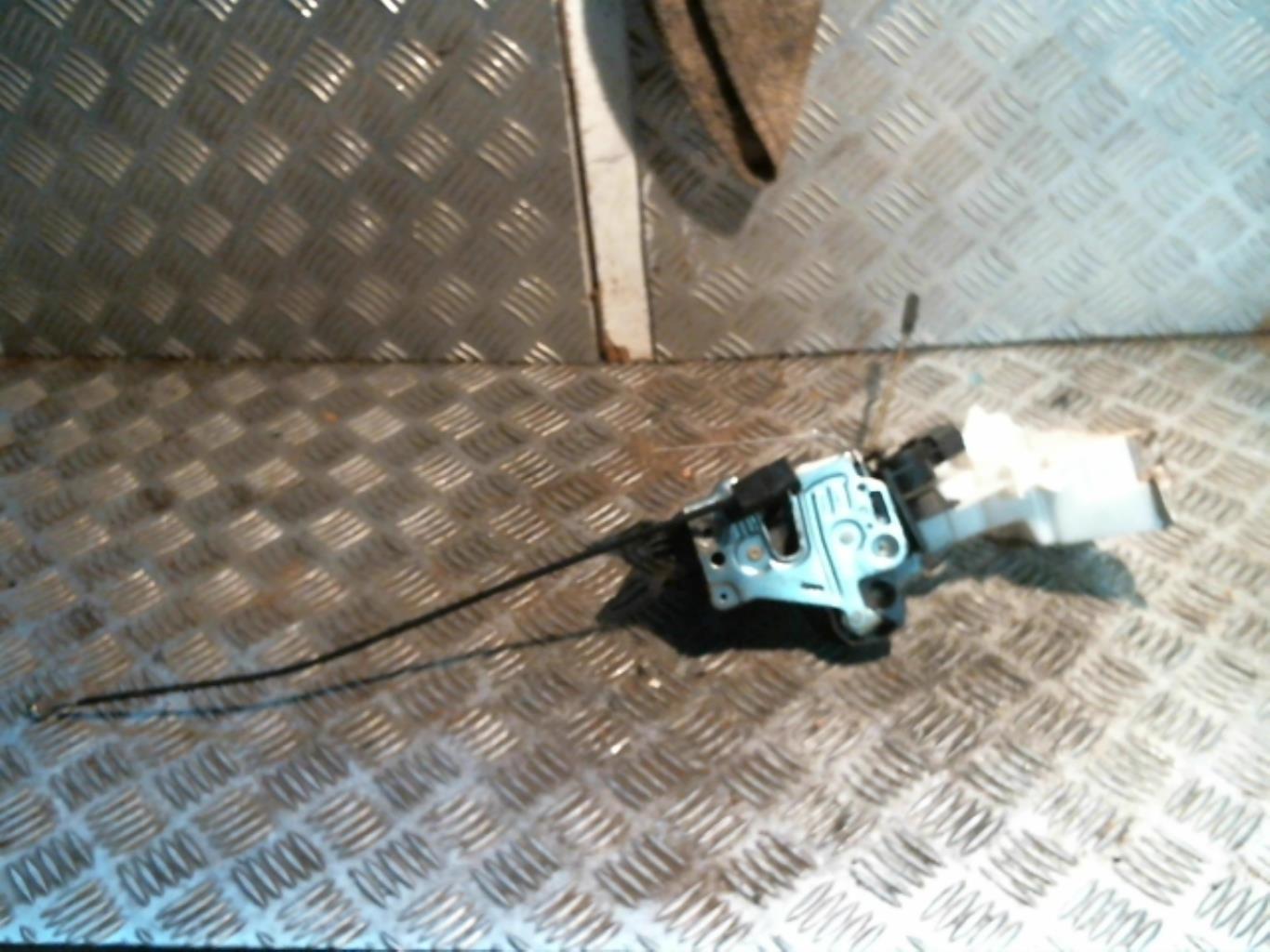 Chiusura centralizzata anteriore destra MERCEDES CLASSE C 202 PHASE 2 Gasolina - 1