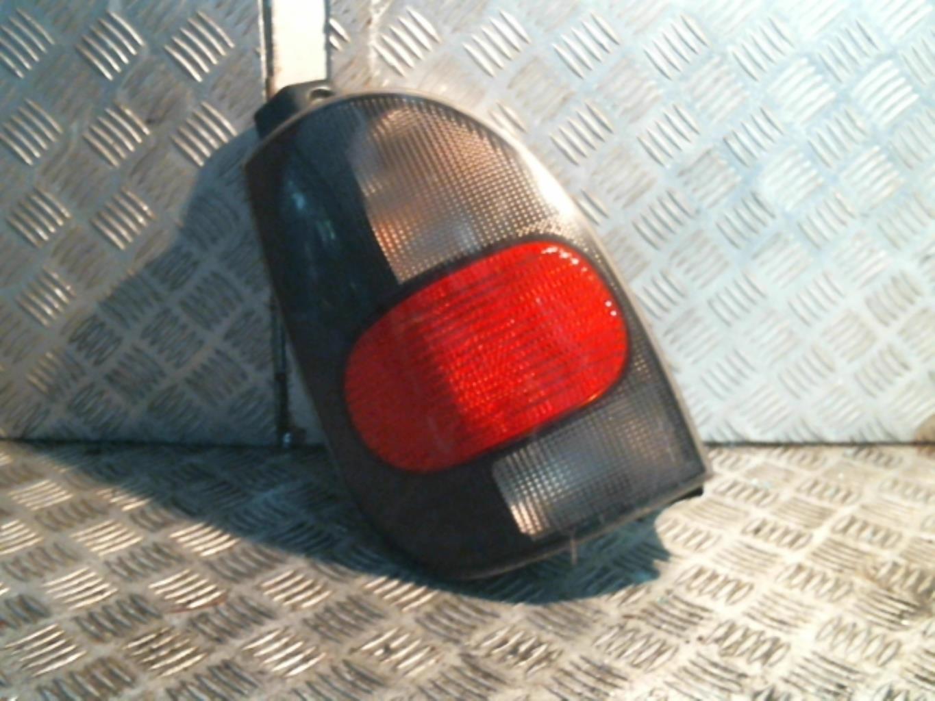 Fanale posteriore principale sinistro (luci) RENAULT GRAND ESPACE 3 Diésel - 1