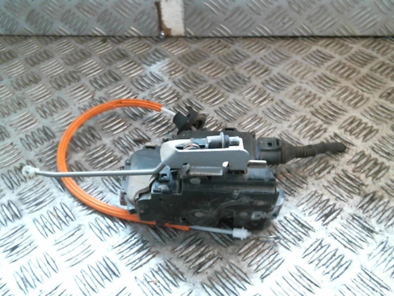 Chiusura centralizzata anteriore destra AUDI A3 2 PHASE 1 Gasolina - 1