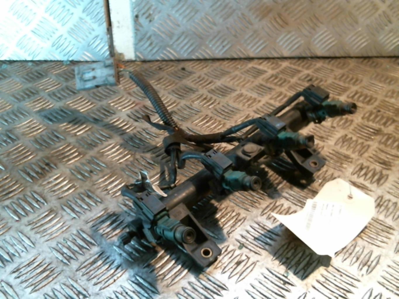 Rampe injection CITROEN C3 1  - 1